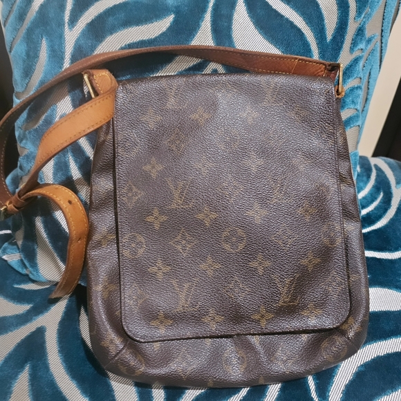 Authentic Louis Vuitton Musette Salsa PM Bag - Picture 9 of 9